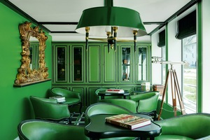 Captain's Lounge & Library